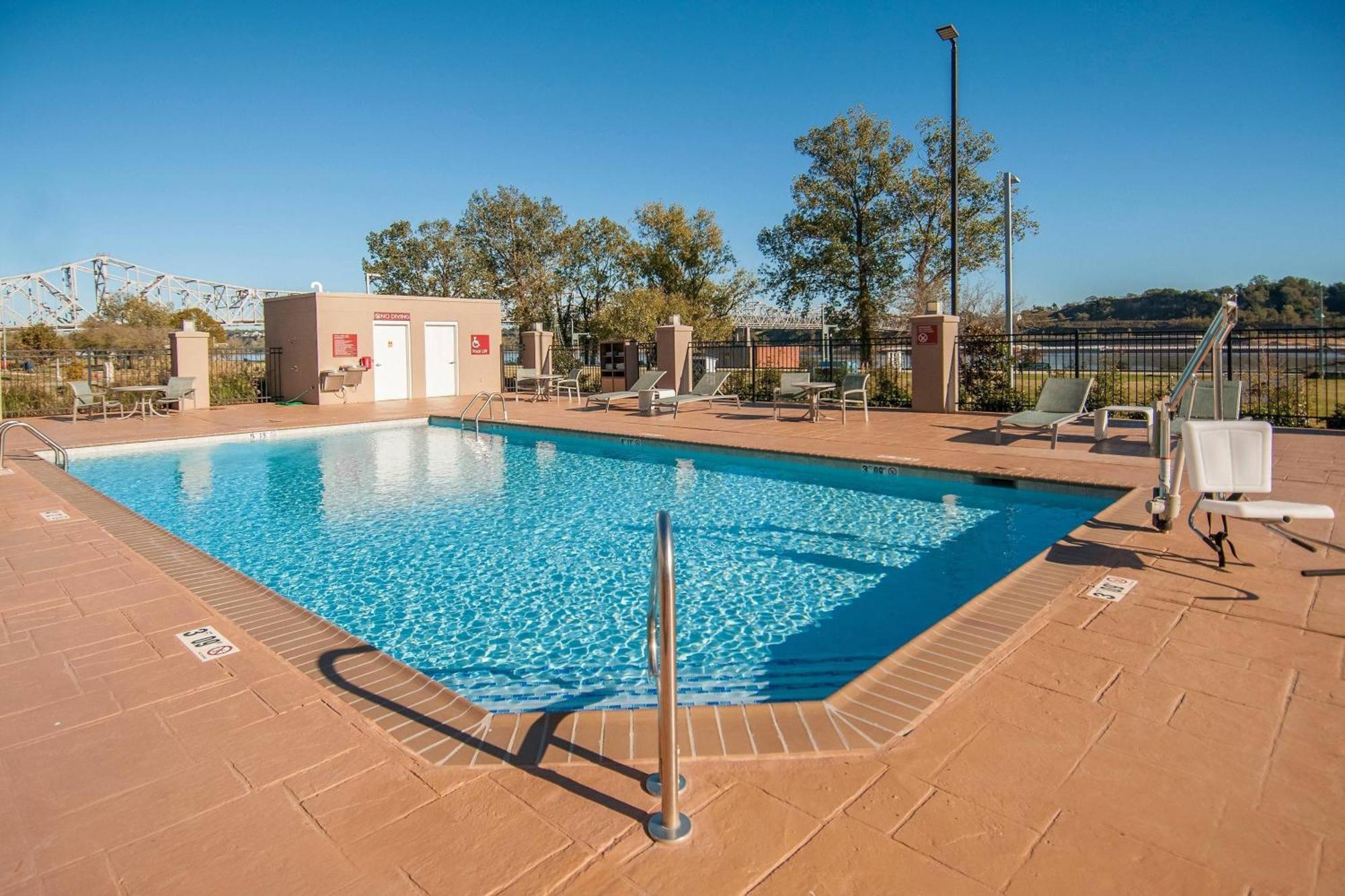 Towneplace Suites By Marriott Vidalia Riverfront Esterno foto