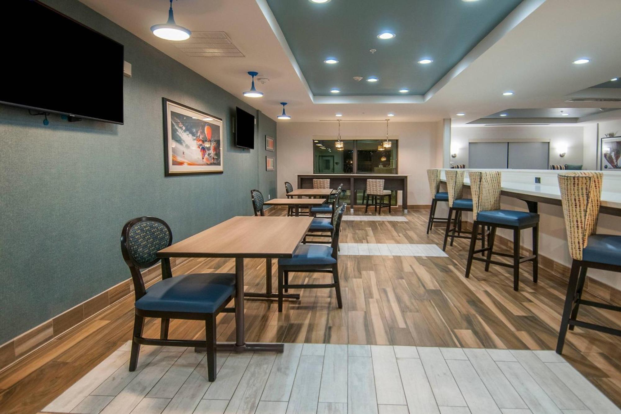 Towneplace Suites By Marriott Vidalia Riverfront Esterno foto