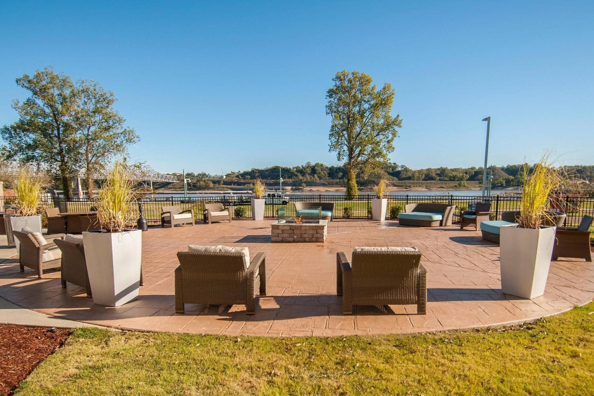Towneplace Suites By Marriott Vidalia Riverfront Esterno foto